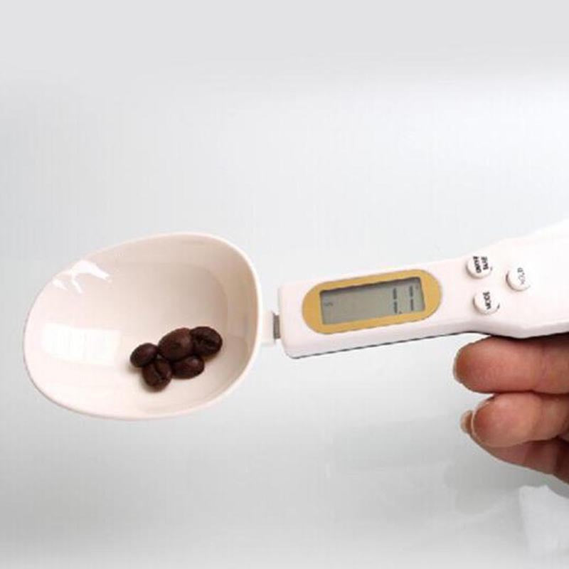 Digital measuring spoon scale weighing coffee beans with LCD display
