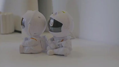 Product demonstration of the astronaut galaxy star projector and its projection effects